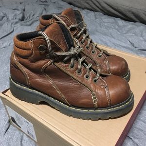 Men’s Dr. Martens size 9